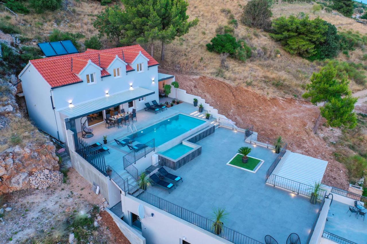 Villa Kruna With Breathtaking View 穆尔维察 外观 照片